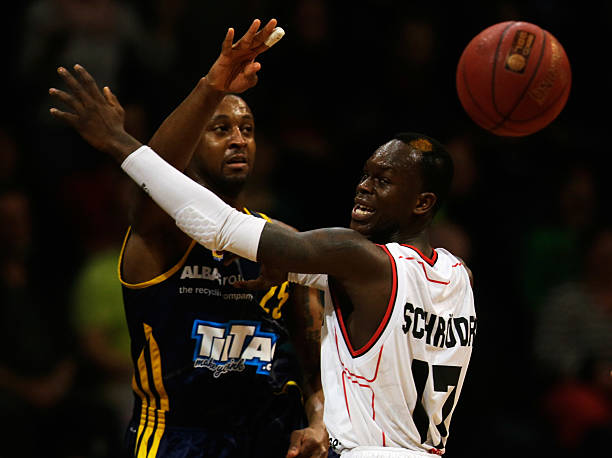 日本队的成 日本队的成