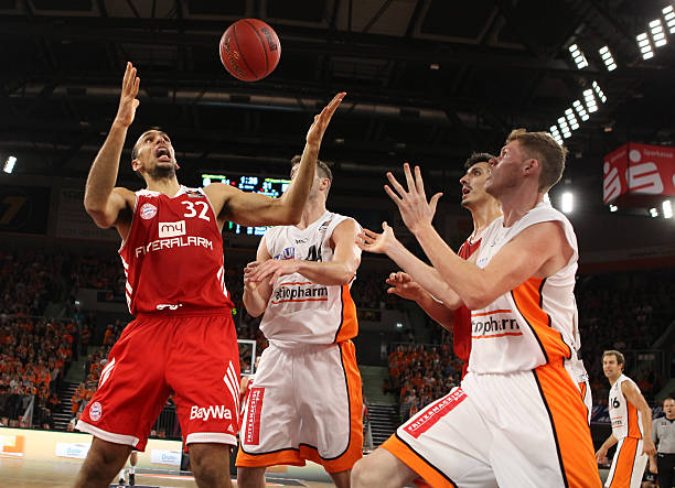 胡荷韬迎来 胡荷韬迎来